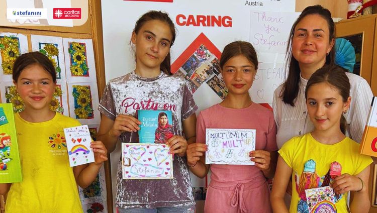 Donație de cărți din partea companiei Stefanini